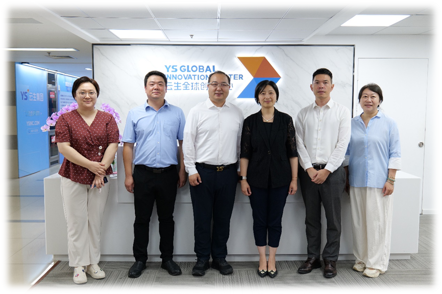 上海市静安区委常委、统战部部长顾定鋆一行莅临卓联智汇全球创新中心走访调研